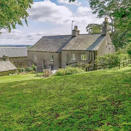 5 Bed In Broughton Beck Sz587 Szálloda Spark Bridge