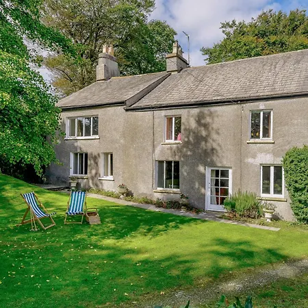 5 Bed In Broughton Beck Sz587 Szálloda 3*
